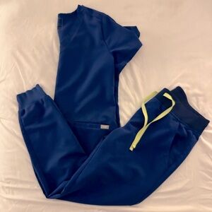 Electric blue figs set size small - regular waist Zamora jogger and casma top